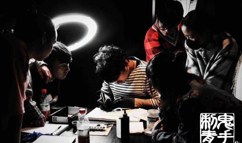 小鬼师傅开始授课纹身图片