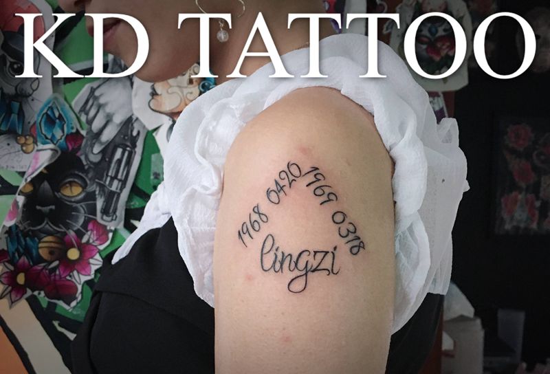 小字母纹身图片_小字母小图纹身图案