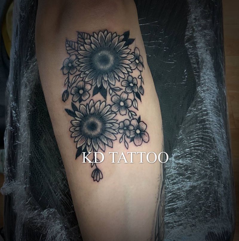今天纹身图片_向日葵清新纹身图案
