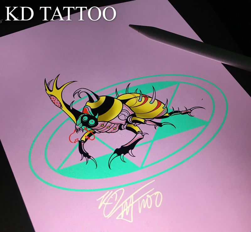 甲纹身图片_New School几何圣甲虫纹身图案