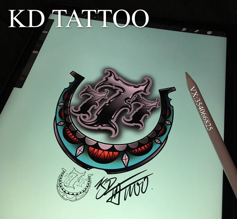 幸运纹身图片_Old School花体字纹身图案