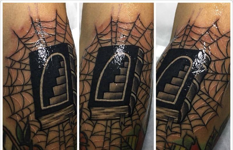 old school纹身图片_成品手稿插画欧美蜘蛛网书纹身图案
