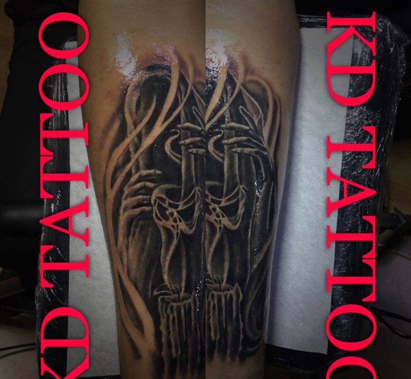 今天作品纹身图片_成品手臂欧美写实黑灰写实纹身图案