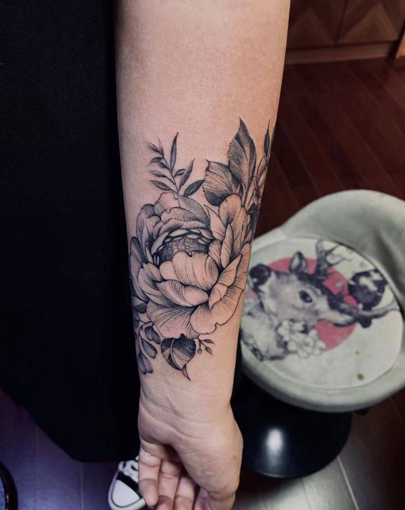 素花纹身图片_手臂新传统纹身图案