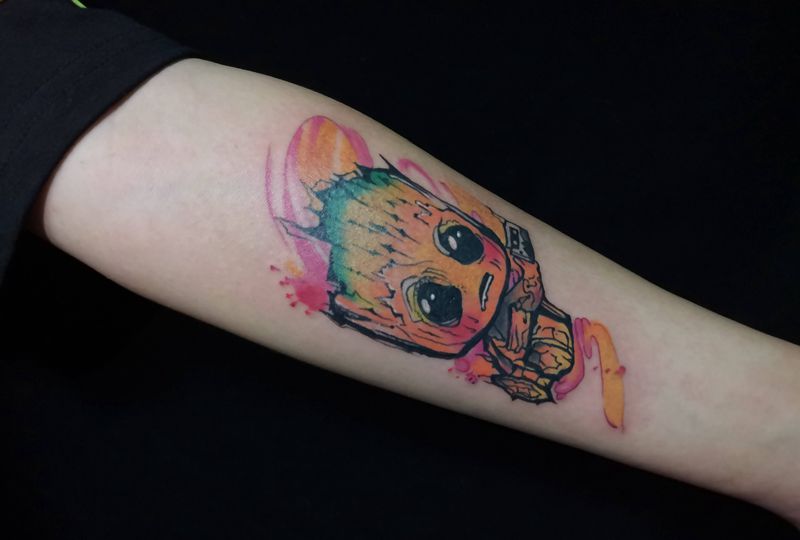 格鲁特纹身图片_手部Old School纹身图案