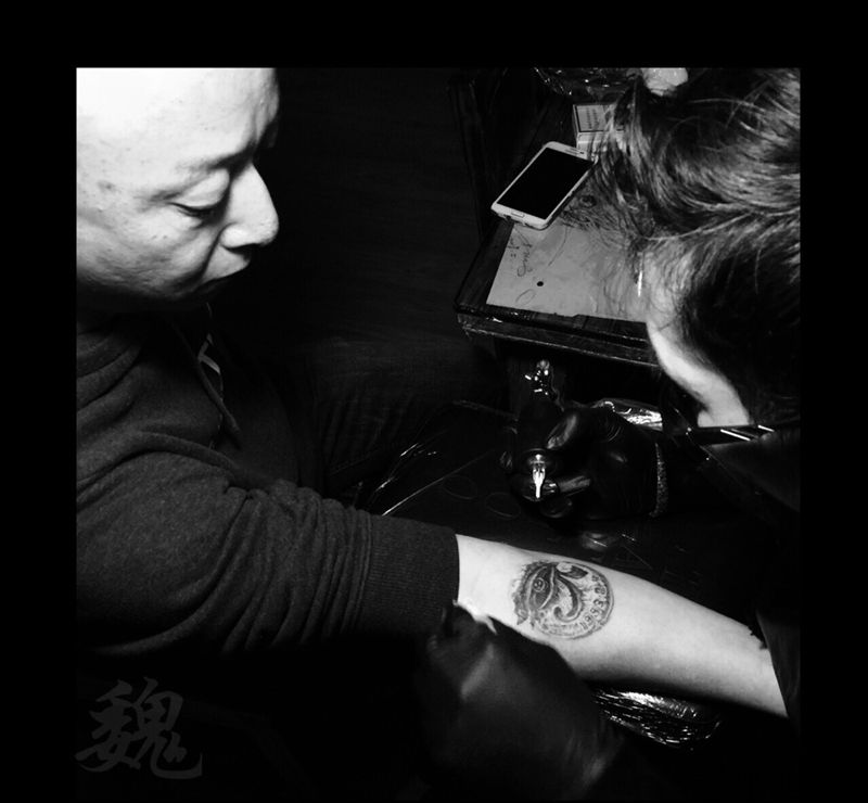 眼纹身图片_原创手部纹身图案