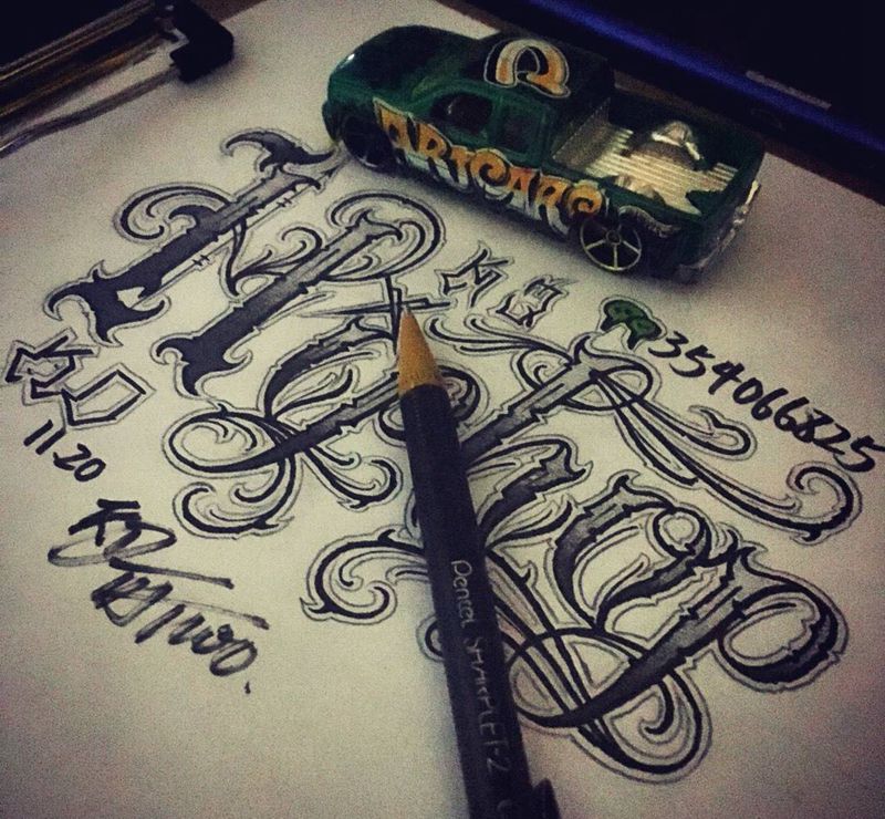 奇卡诺手写字体纹身图片_手稿插画欧美字符奇卡诺花体字纹身图案