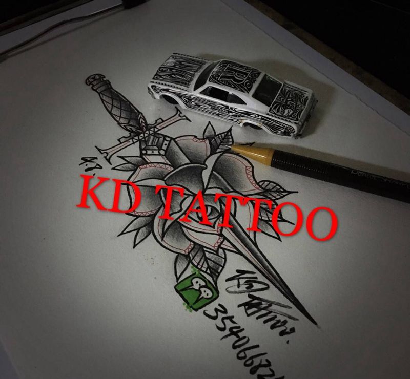 old school纹身图片_成品手稿插画欧美匕首玫瑰纹身图案