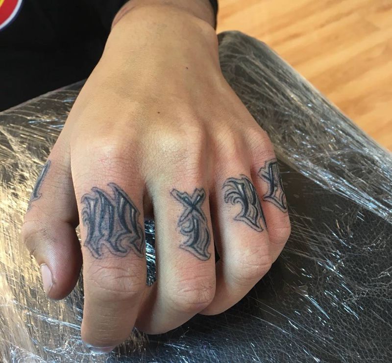 奇卡诺手写字体纹身图片_成品手稿欧美字符奇卡诺花体字纹身图案