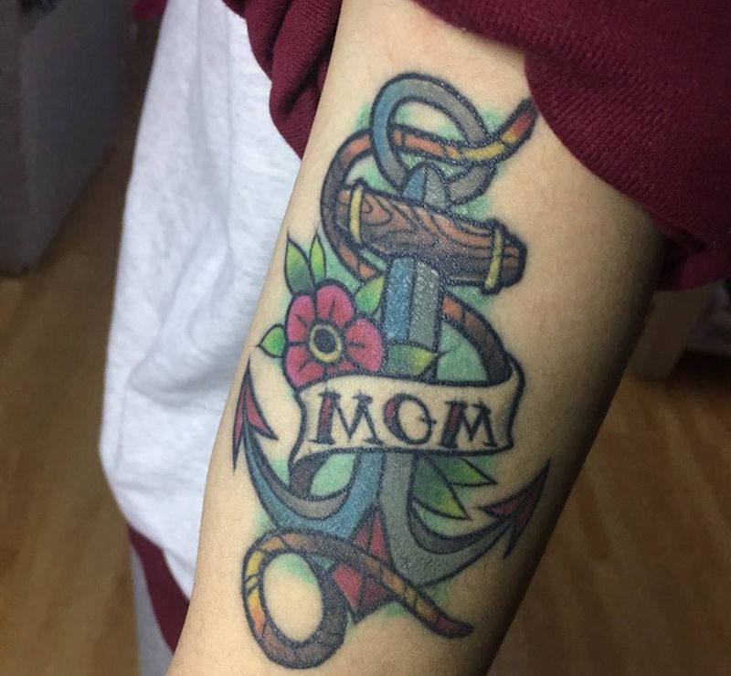 Old school纹身图片_成品欧美传统船矛纹身图案