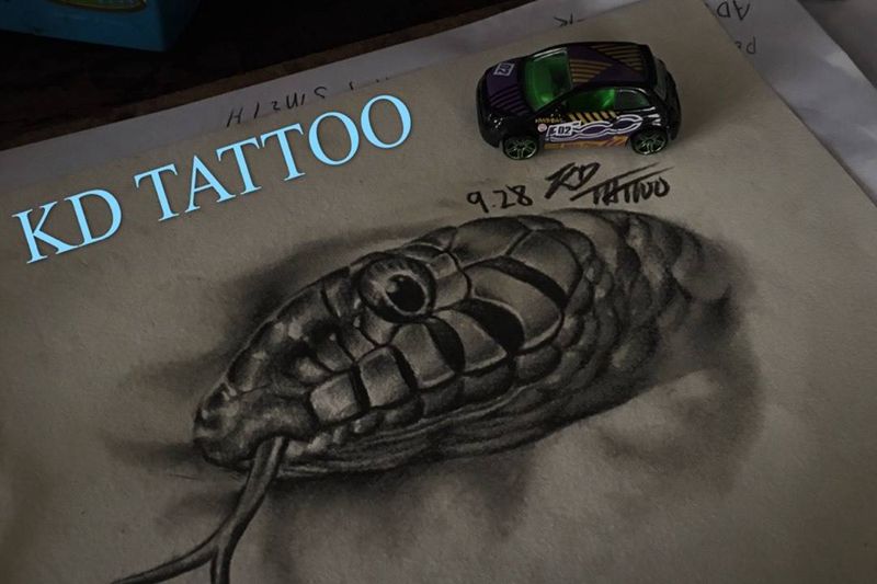 练习纹身图片_欧美写实蛇纹身图案