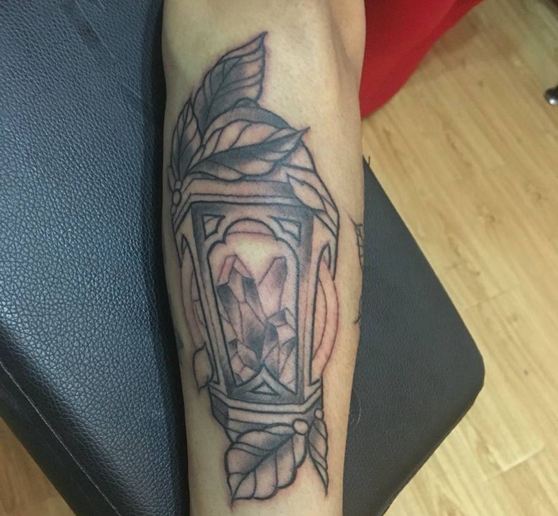 今天的黑灰纹身图片_成品欧美纹身图案