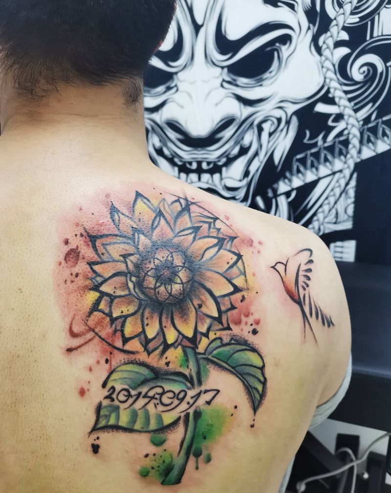 向日葵纹身图片_肩部水彩纹身图案