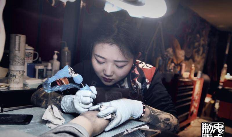 鬼手纹身纹身图片_云南昆明纹身图案