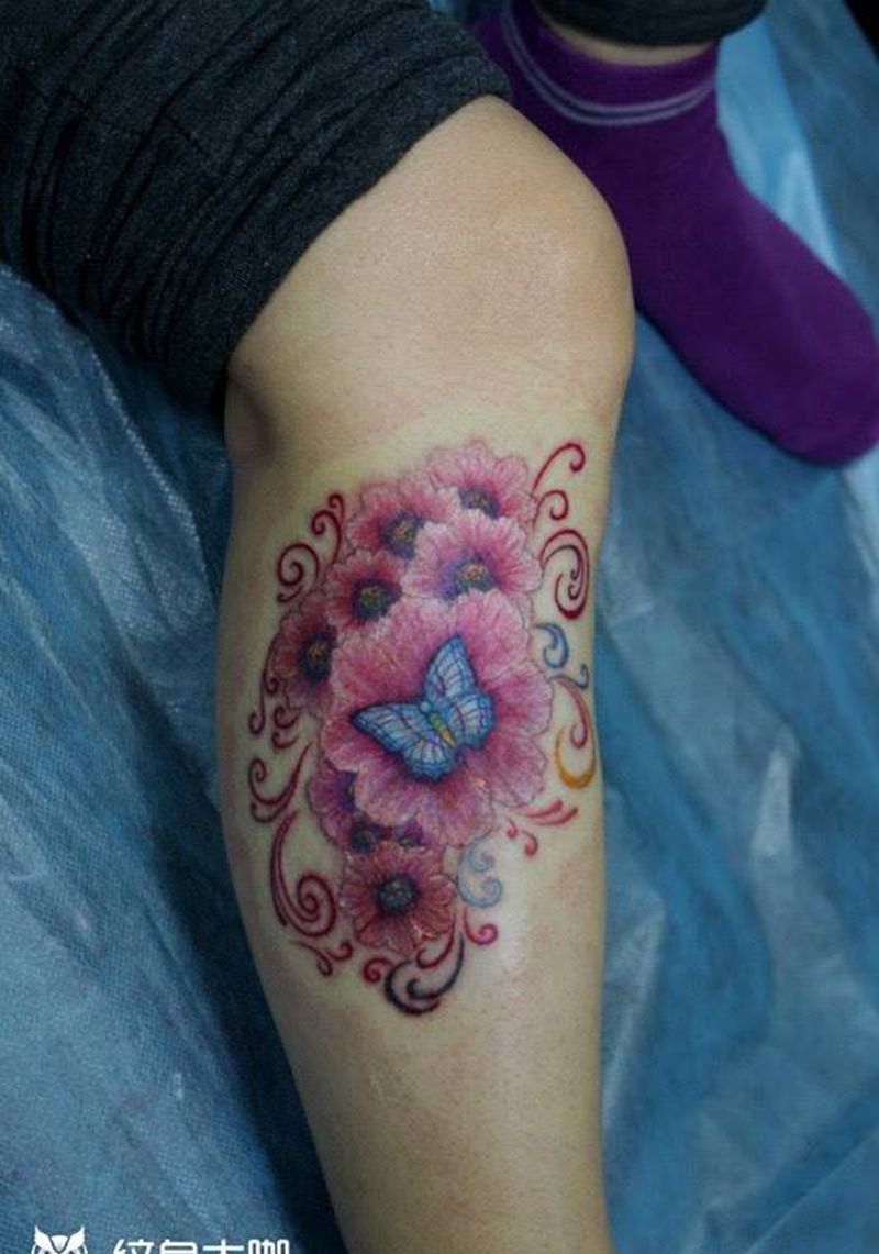 蝴蝶花遮疤纹身图片