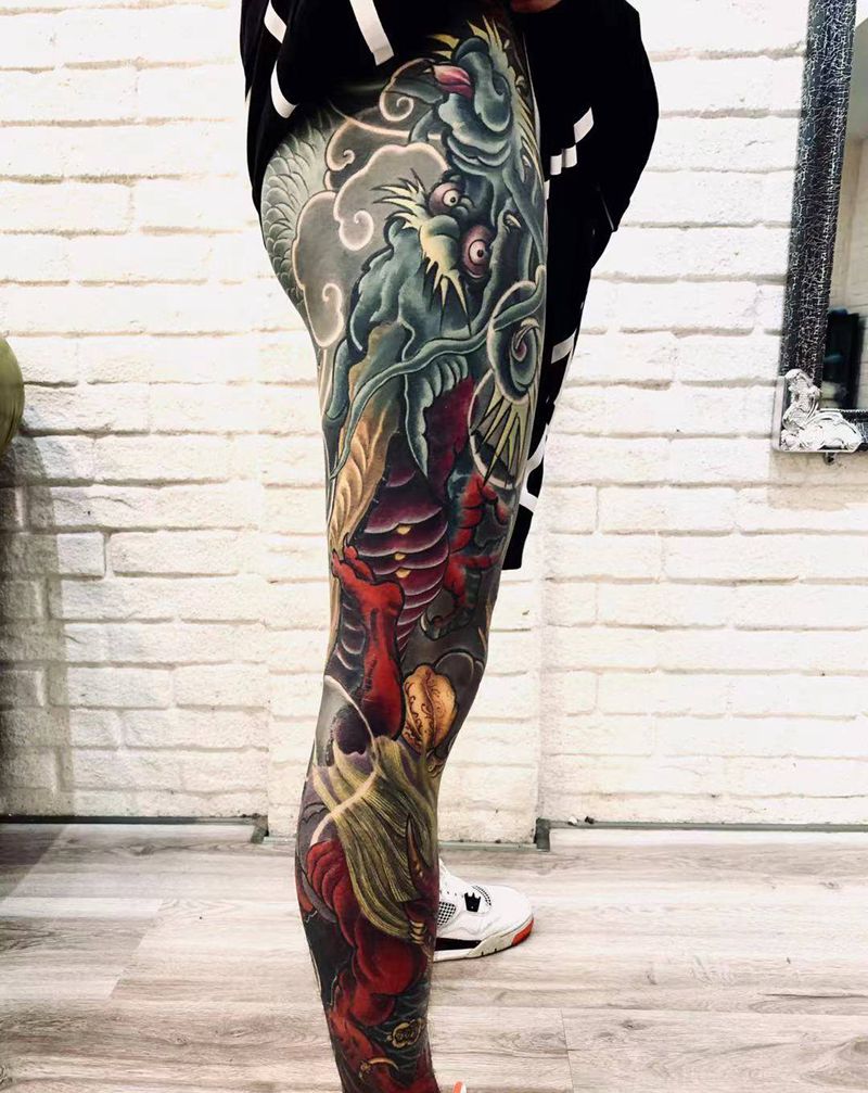 花腿纹身图片_腿部新传统纹身图案