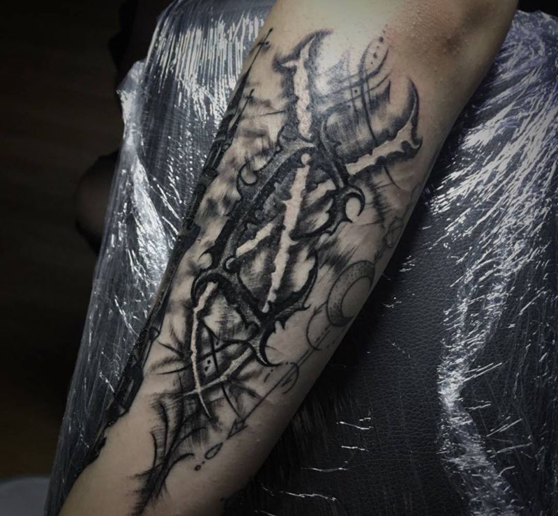 今天的手写字体纹身图片_成品手臂欧美字符奇卡诺匪气花体字纹身图案