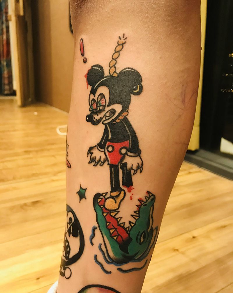 小图拼接上吊米奇纹身图片_臀部腿部New School纹身图案