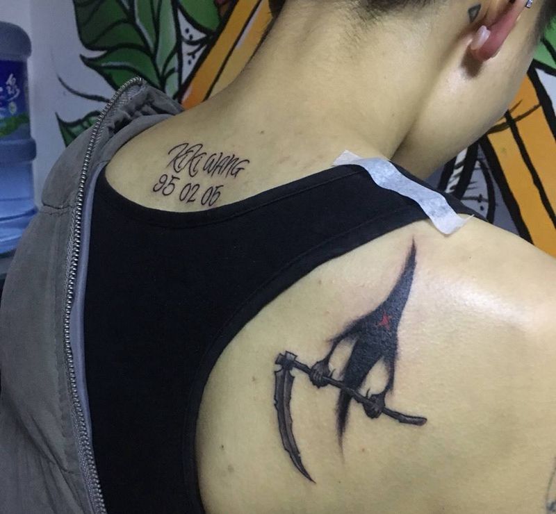 今天小图纹身图片_成品颈部背部欧美清新纹身图案