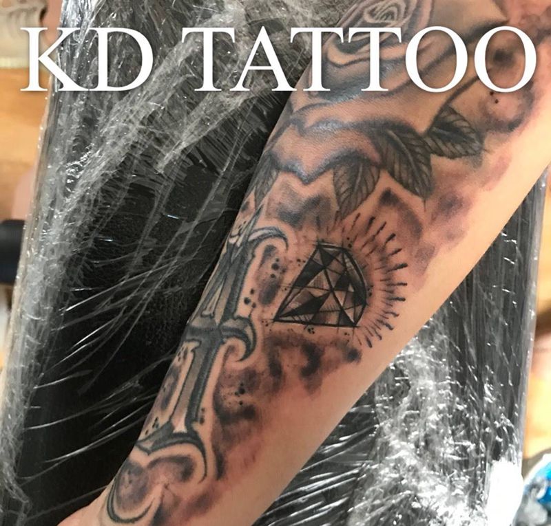 今天图纹身图片_Old School纹身图案