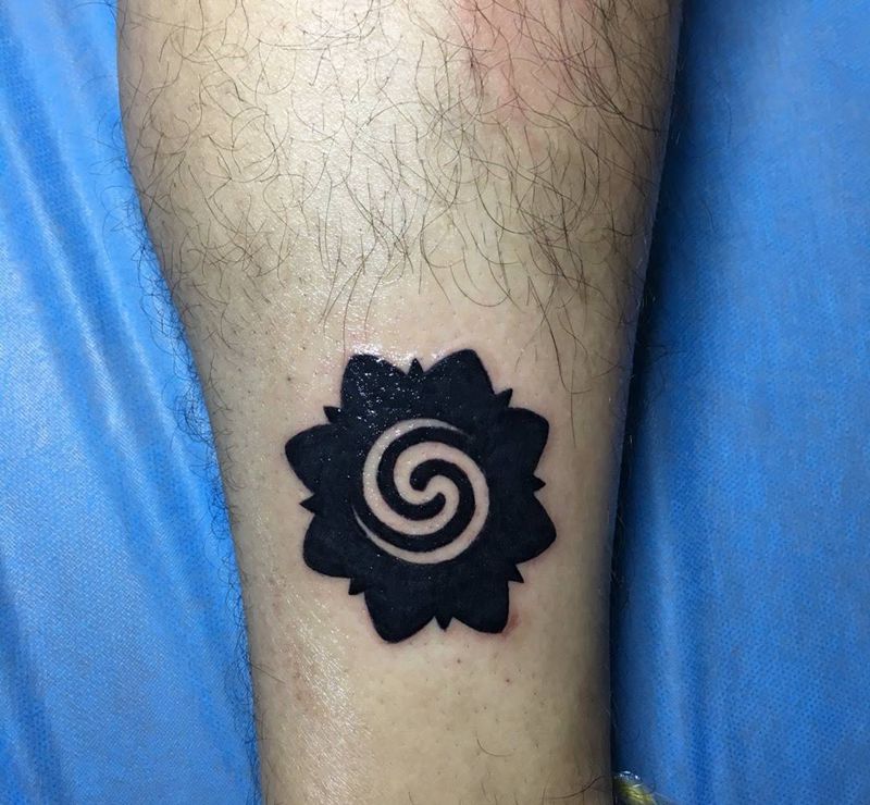 今天的图纹身图片_成品脚部图腾纹身图案