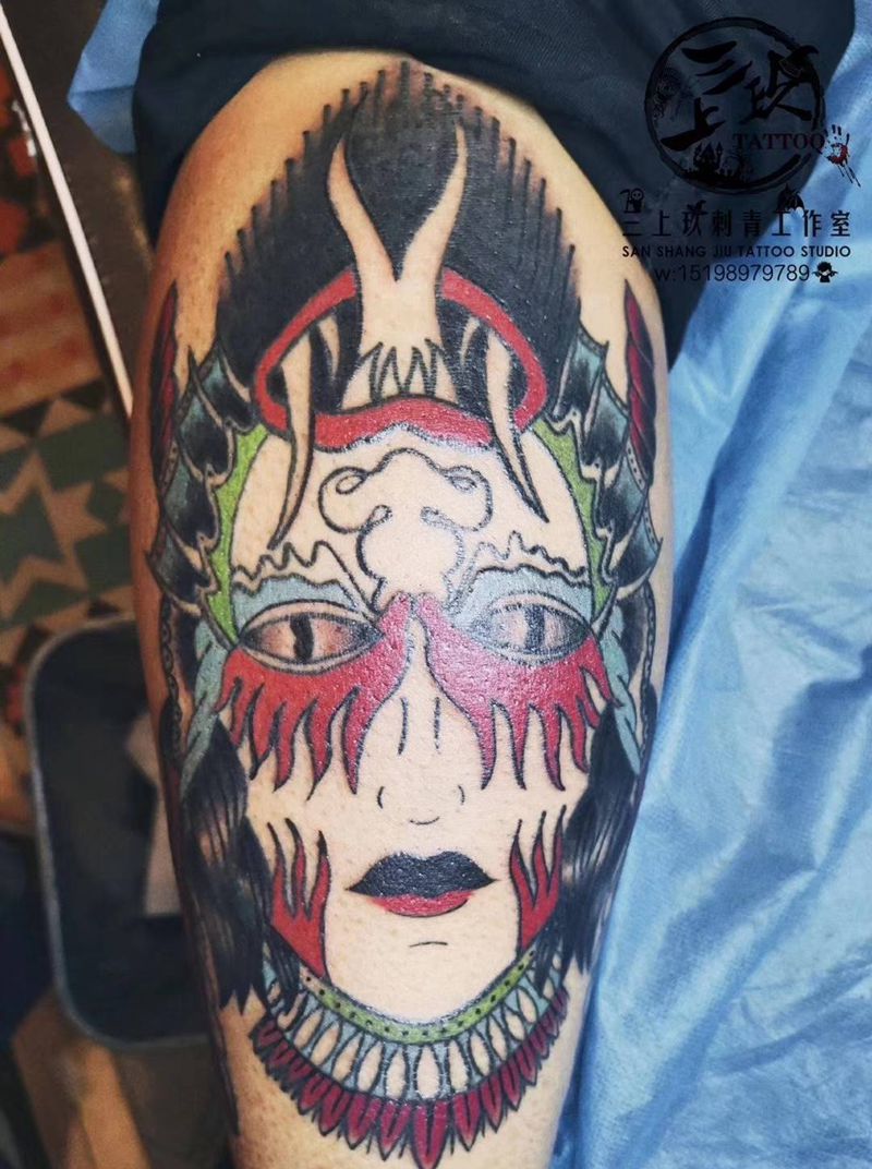 未完成纹身图片_腿部Old School纹身图案