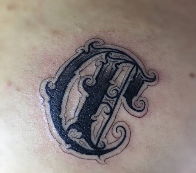 今天字体纹身图片_成品胸部欧美字符奇卡诺花体字匪气纹身图案