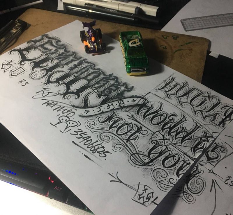 奇卡诺手写字体纹身图片_成品手稿插画腰部欧美字符奇卡诺花体字匪气纹身图案