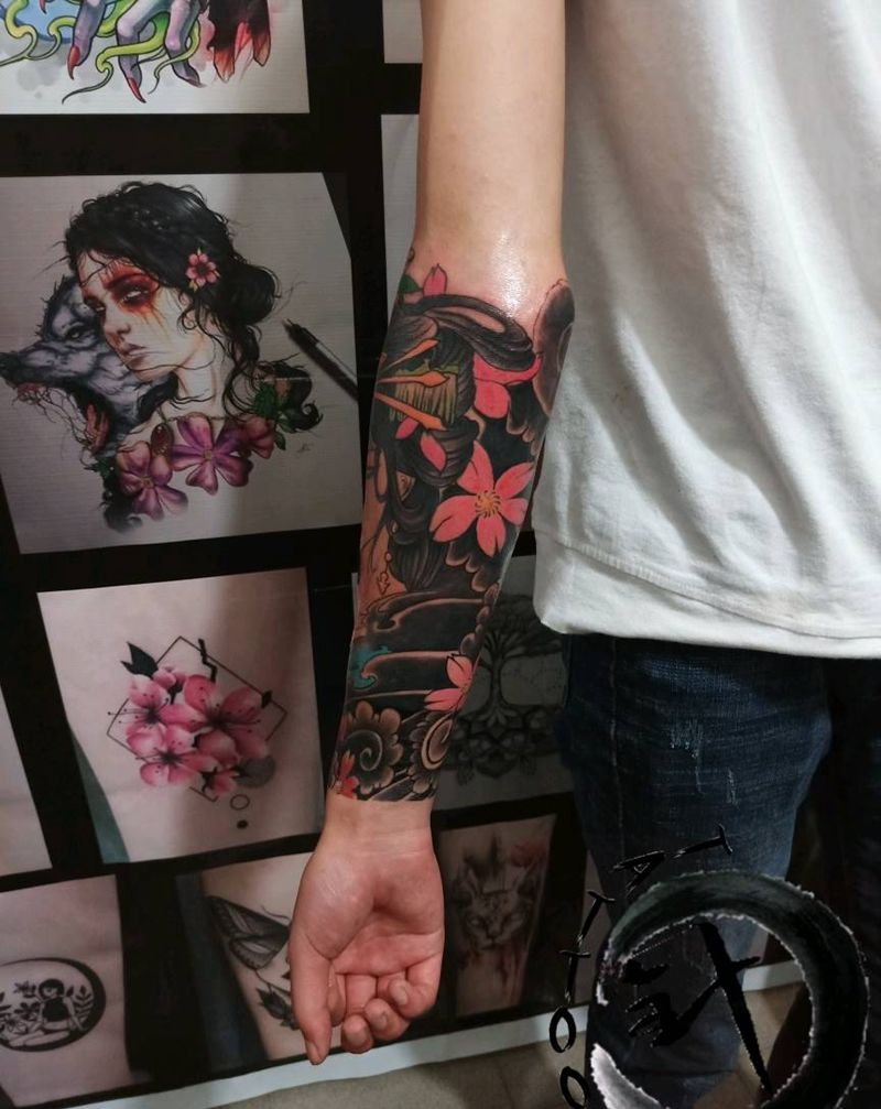 艺伎接手环纹身图片_手臂纹身图案