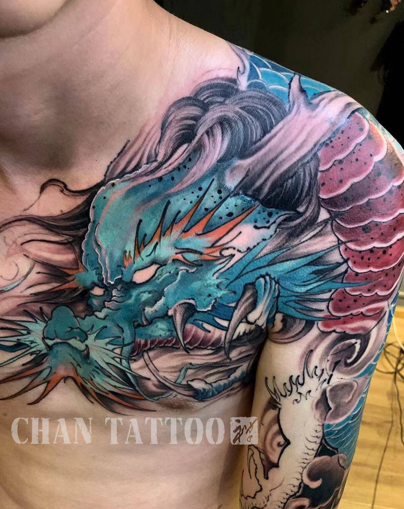 龙纹身图片_胸部手臂新传统龙纹身图案