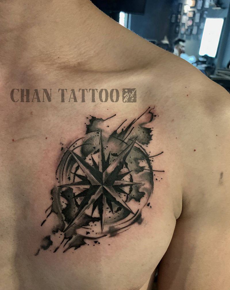 指南针纹身图片_胸部肩部水墨纹身图案