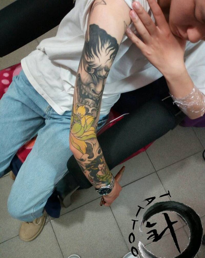 恢复后纹身图片_手臂传统人物原创小白刺青塔图~针成品纹身图案