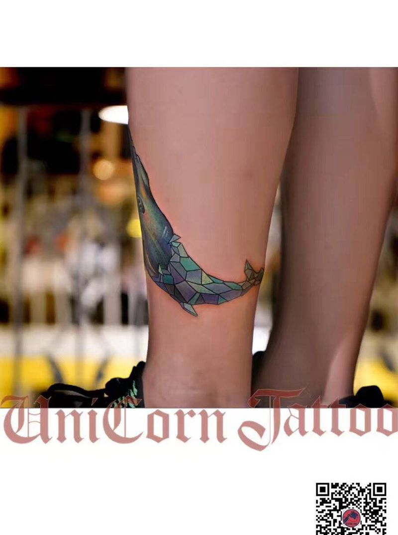 鲸鱼纹身图片_成品腿部欧美原创纹身图案