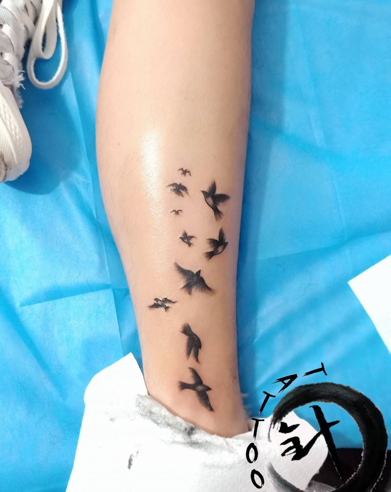 海鸟纹身图片_腿部小清新纹身图案