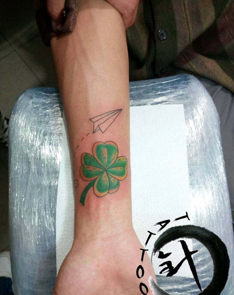 #四叶草#纹身图片_手臂清新植物原创小小白刺塔图*针成品纹身图案