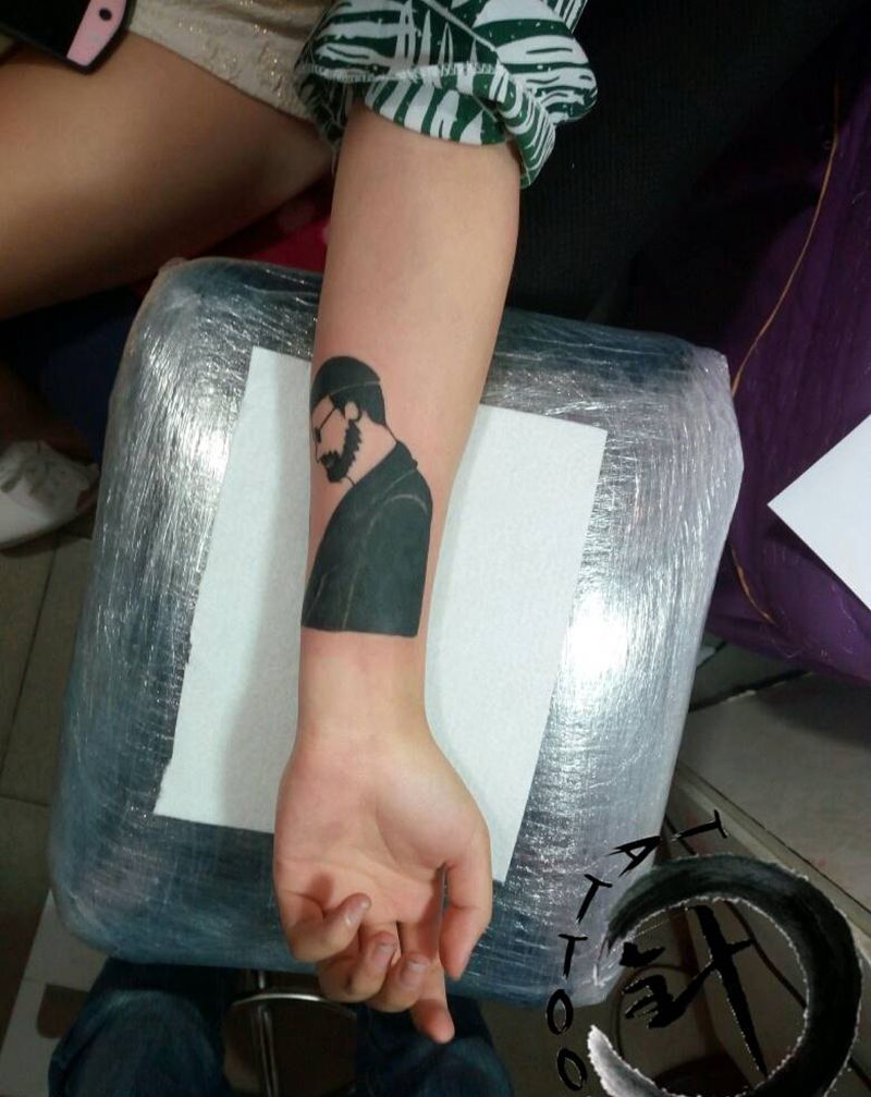 这个杀手不太冷||遮盖纹身图片_手臂清新人物原创小白刺青塔图~针遮盖成品纹身图案