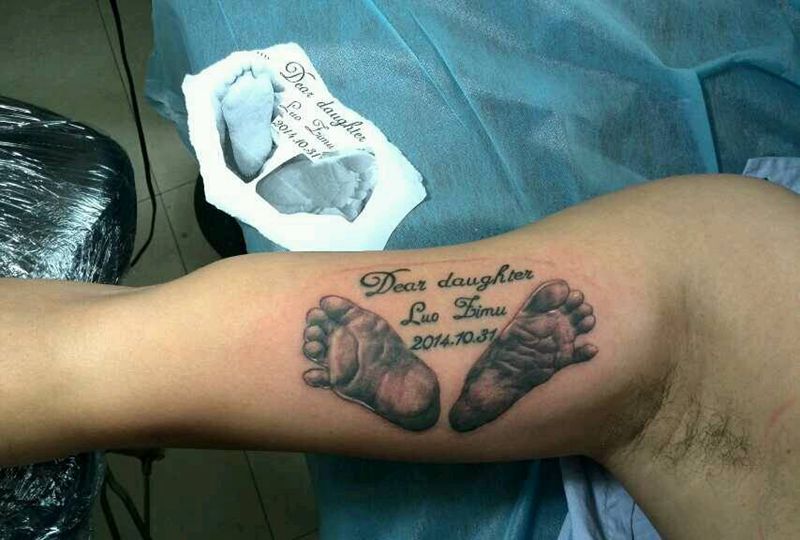 脚丫子纹身图片