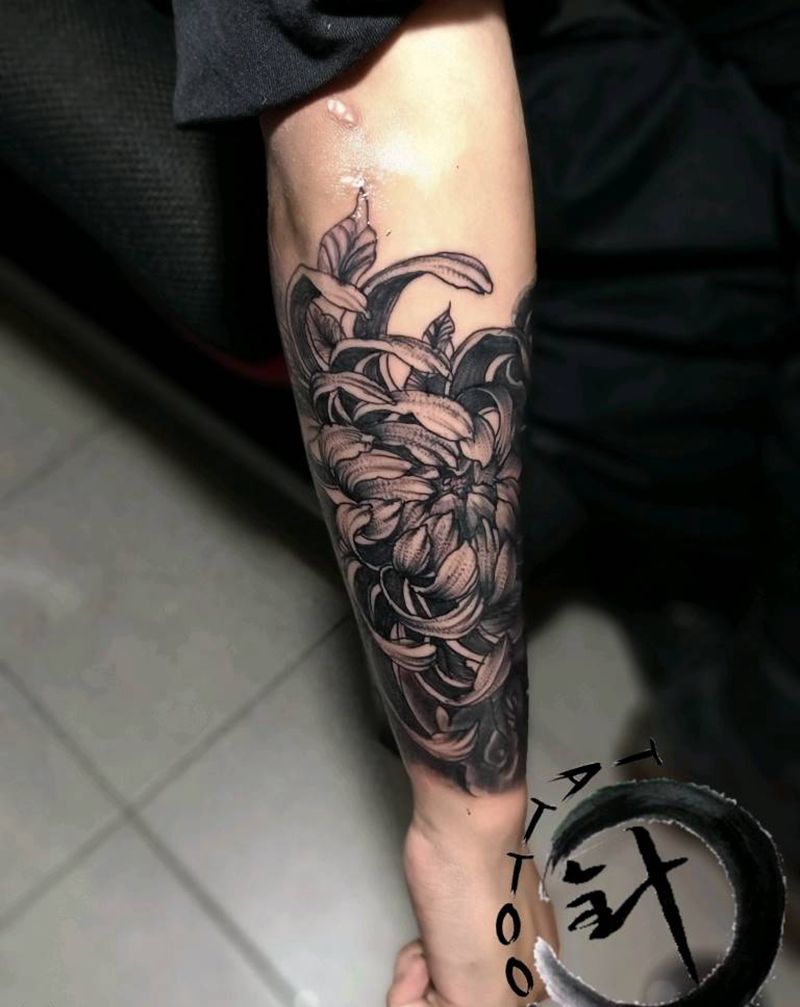 菊 遮盖未完纹身图片_手臂菊花遮盖纹身图案