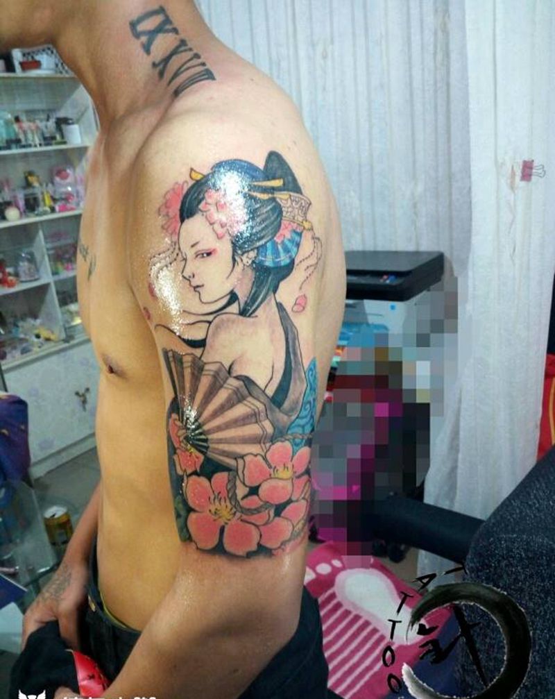 艺妓纹身图片_手臂传统人物原创小白刺青塔图 针成品纹身图案