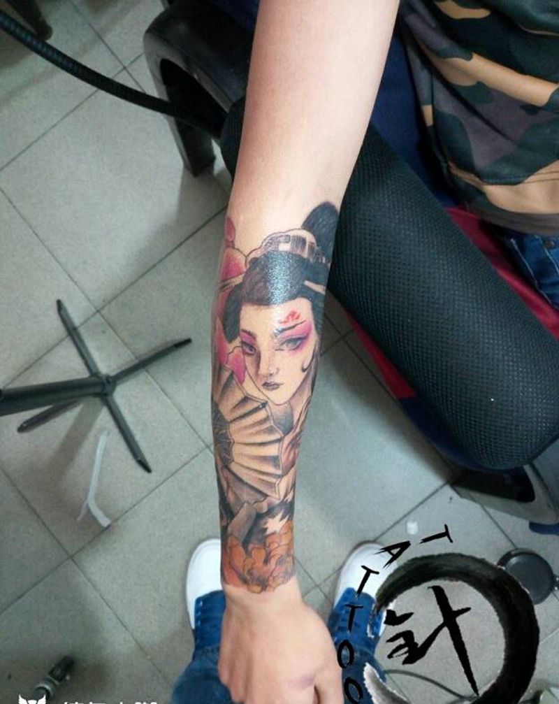 艺妓纹身图片_手臂传统人物原创小白刺青塔图~针成品纹身图案