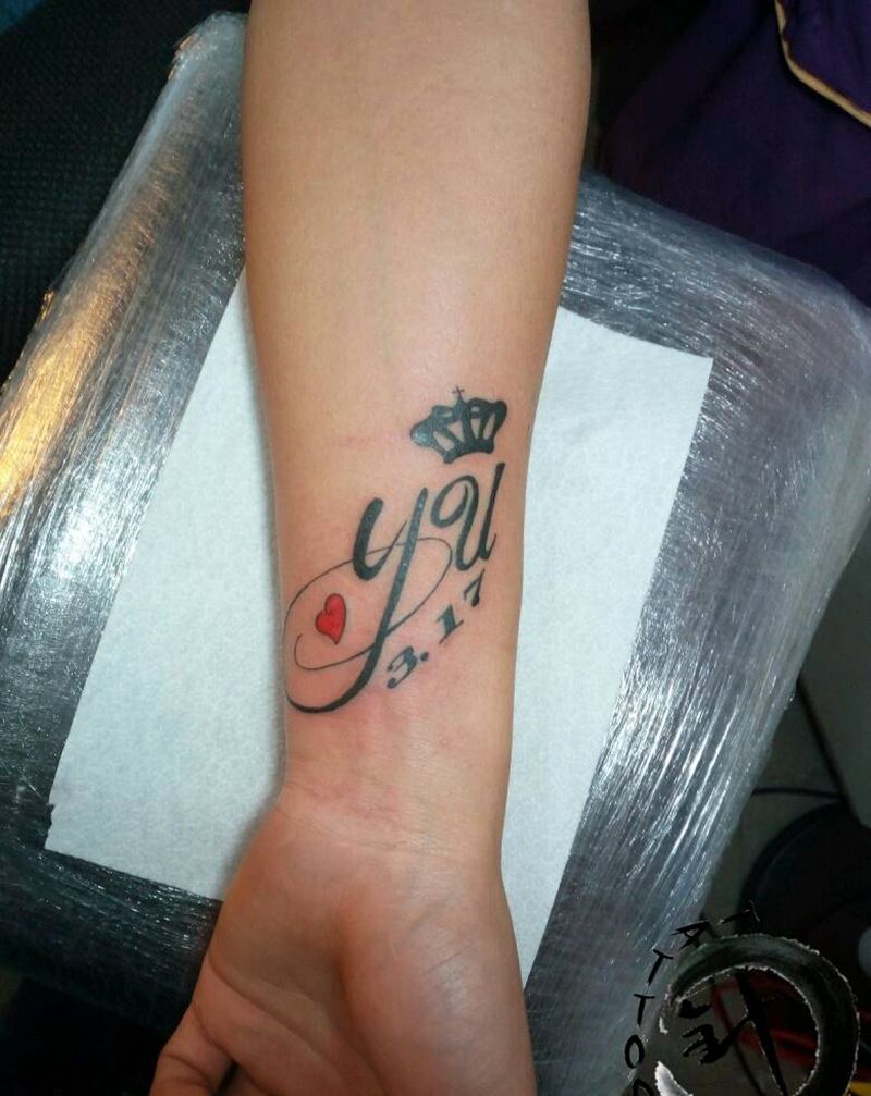 字母纹身图片_手臂传统字符原创小白刺青塔图 针成品纹身图案