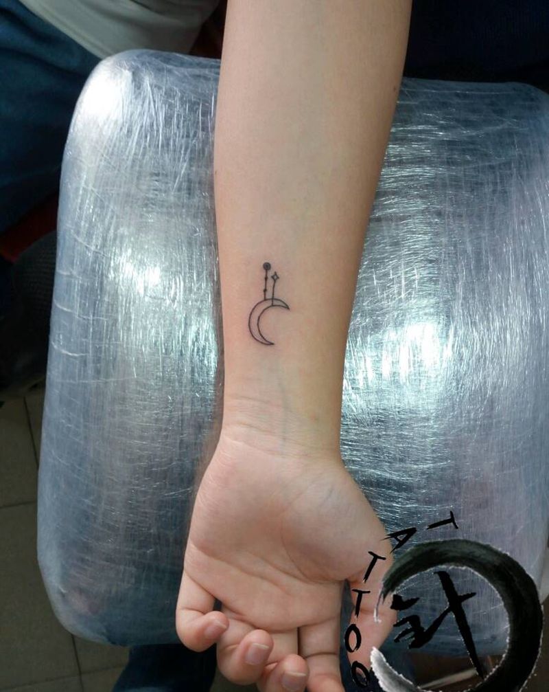 月亮纹身图片_手臂清新几何原创小白刺青塔图~针成品纹身图案