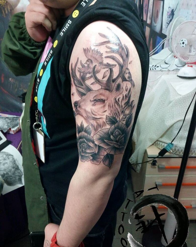 鹿纹身图片_手臂欧美动物原创小白刺青塔图~针成品纹身图案