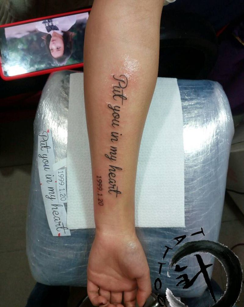 字母纹身图片_手臂清新字符原创小白刺青塔图~针成品纹身图案