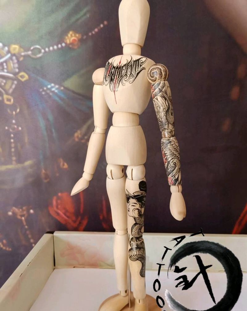 大花腿纹身图片_腿部老传统花腿纹身图案