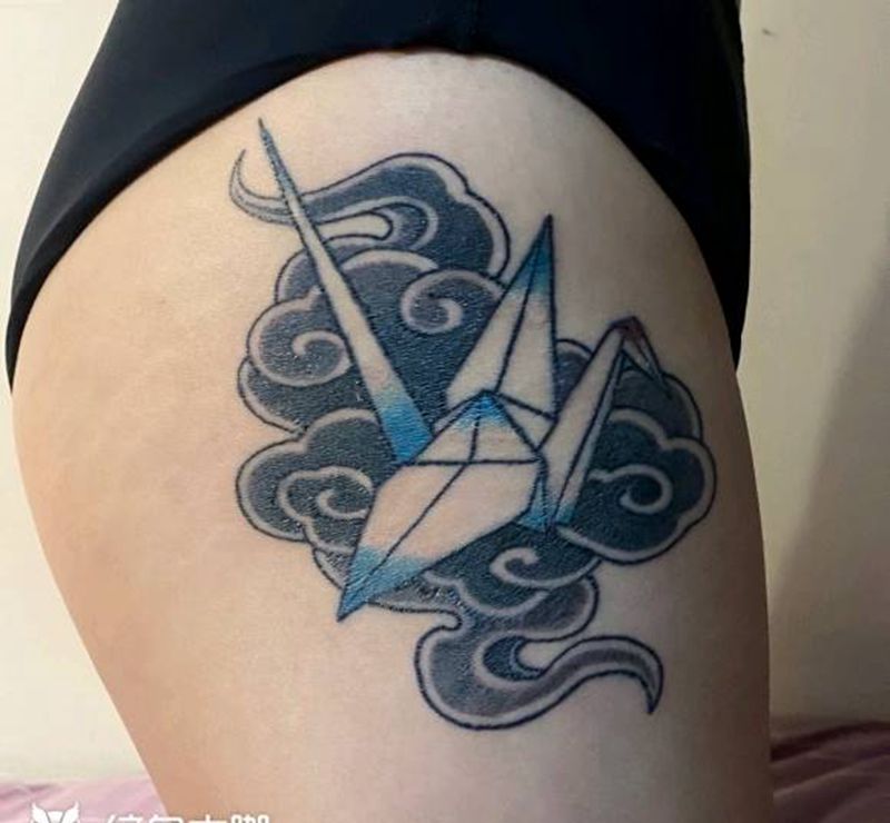 千纸鹤恢复图纹身图片_腿部纹身图案