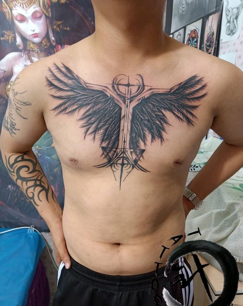 花胸纹身图片_胸部纹身图案