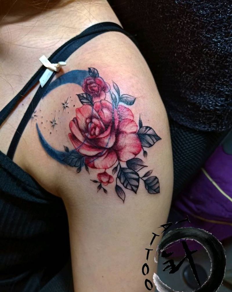 添加纹身图片_肩部水彩玫瑰纹身图案