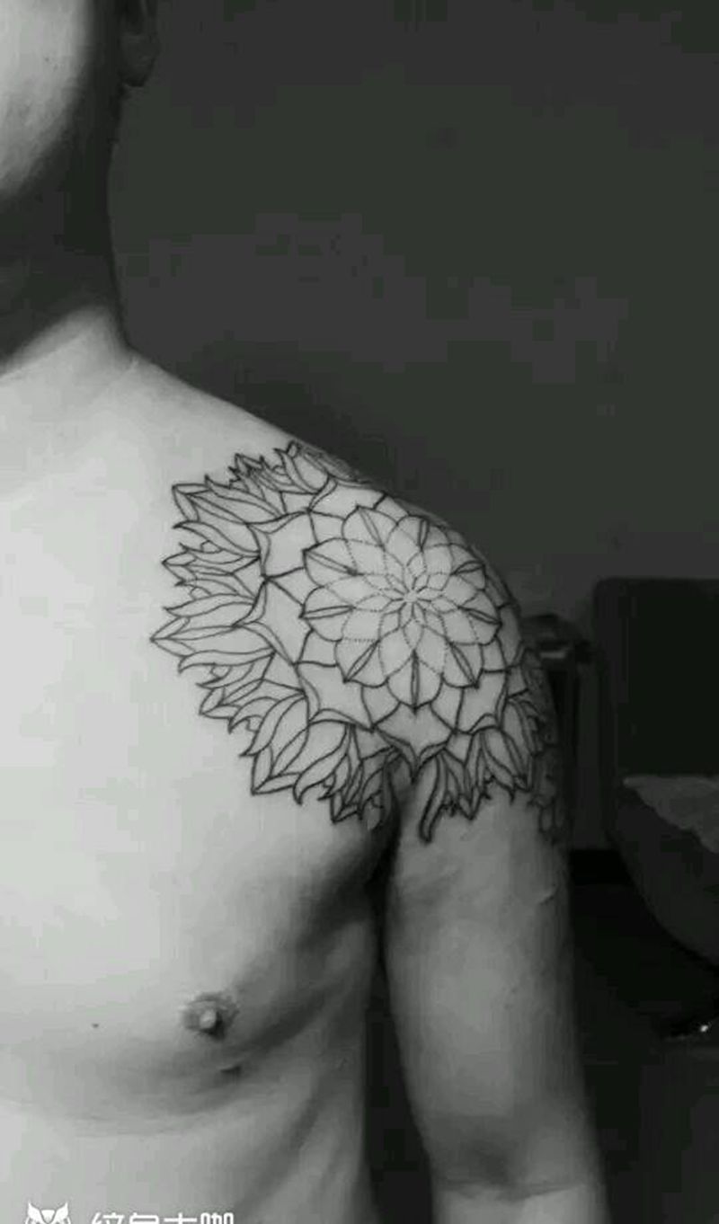 曼达拉  未完纹身图片