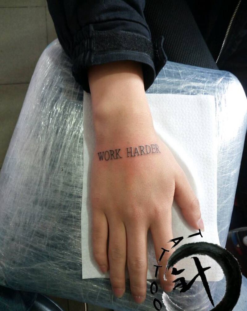 #字母#纹身图片_手部清新字符原创小白刺青塔图~针成品纹身图案